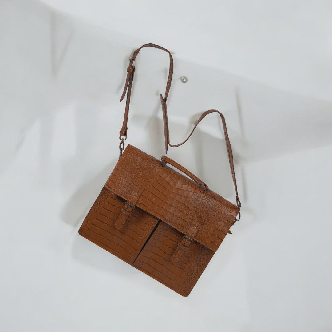 Crocodile Leather Messenger Bag – Stylish & Durable for Men